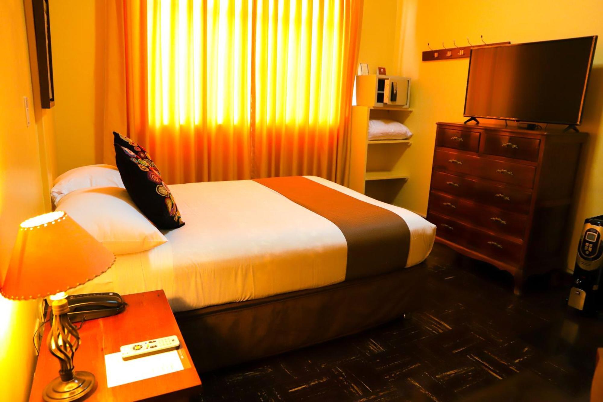Dm Hoteles Аякучо Екстер'єр фото